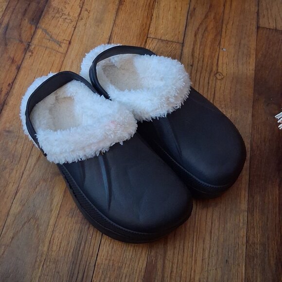 Classic Fur Lined Waterproof Winter Clogs - Picture 1 of 4